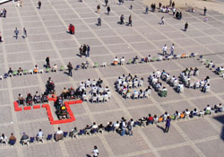 Toplum Gönüllülerinden kitap okuma eylemi