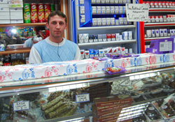 Esnaf aktivitelerle müşteri çekiyor