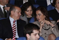 Bakoyanniden Erdoğana türban desteği