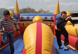 KOÇ FEST OMÜlü öğrencileri coşturdu