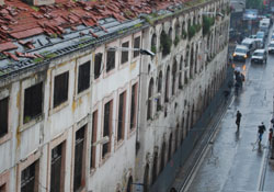 Tekel binasına acil önlem alınmalı