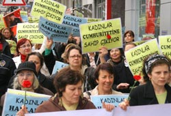 Kadınlar suç işledi!