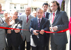 Kimsesiz çocuklara yardım kermesi