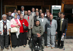 Hayata sarılmalılar