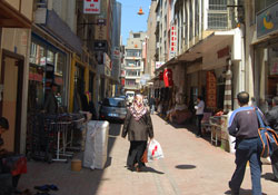 Hazır giyim, toptancıyı vurdu