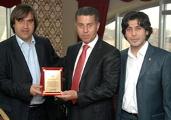 Öztürk, ders verdi