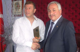 Belediyeler takımlara destek olmalı