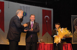 Bölgesinden etkilenmektedir