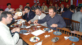 Sigortalı sendikacılar