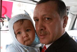 Üç çocuk ortada mı kalacak?