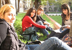 Gençler iş bulmakta umutsuz