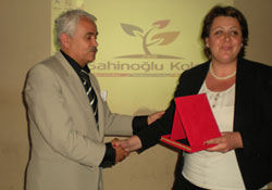 Ergenlik döneminde sabırlı olunmalı