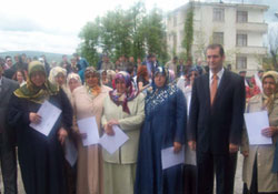 Halk Eğitim sergisine büyük ilgi