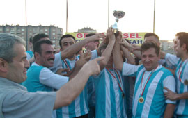 Turnuvanın Şampiyonu Çarşamba Lisesi