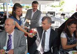 MHP, Kadir Yılmazı yılın babası seçti