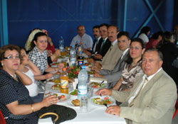 Komutanlara veda yemeği