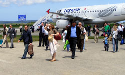 Gece uçuşlarının açılmasını istedi