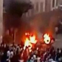 Tahran'da cami ateşe verildi