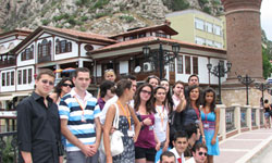 Küçük şehrin büyük insanları