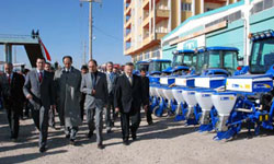 Tarım makineleri dağıtılacak