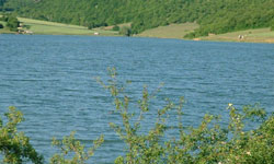 Güven Göletinden su...
