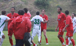 Böyle dostluk olmaz ...