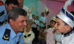 Yuvada sünnet şöleni