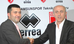 Errea ile imzalar atıldı