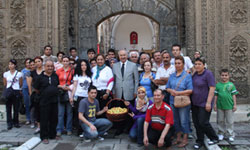 Malatyalı turistleri ağırladı