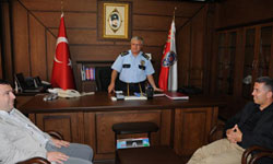 Öztürkten, Emniyete ziyaret