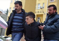 Mahkemeye gelmediği...