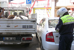 Otopark sorununa polis ne yapsın?