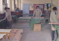 İhtiyaç fazlası...