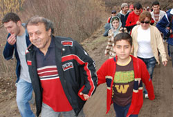 Şehitler için yürüdüler