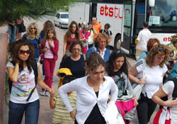 Şehir yerli turist akınına uğradı