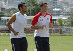 Sakatlar düz koşu yaptı