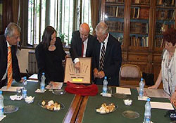 98 yıl sonra ait oldukları yerde