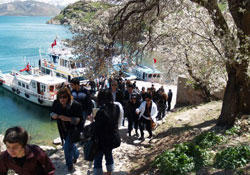 Turist akını yaşanıyor