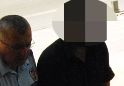 Tehdit edince gözaltına alındı