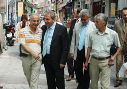 Esnaf, Demirtaştan memnun kaldı