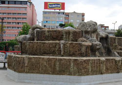 SUSUZ HAVUZ NEYE YARAR!