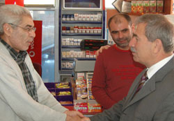 Demirtaş, Gebili esnafı ziyaret etti