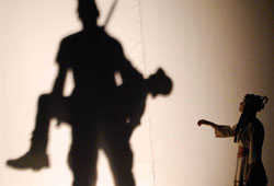 Şehitlerimiz Çanakkale destanının yıldönümünde gözyaşlarıyla anıldı