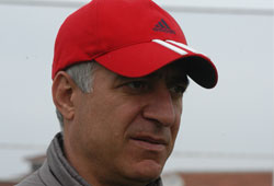 Sırtımız yere gelmez