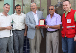 Mevlit sonrası kan verdiler