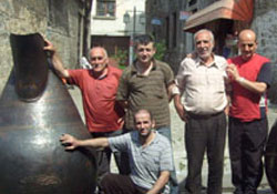 Bir tonluk salep kazanı yaptılar