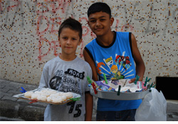 ATOMCU ÇOCUKLAR İŞ BAŞINDA!