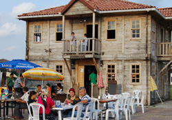 TARİHİ ÇARŞAMBA EVİ YOĞUN İLGİ GÖRÜYOR