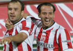 Teklif aldığını doğruladı