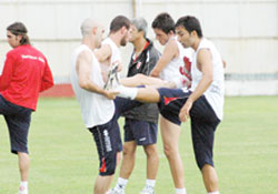 Tek çalışma yaptılar